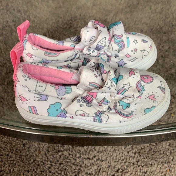 Limited Too Ruffle Slip On Shoes - Picture 5 of 8